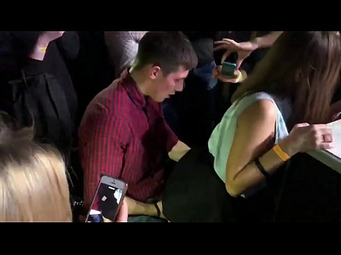 ❤️ Πραγματικό σεξ σε ρωσικό νυχτερινό κέντρο. 18 ετών Ρωσική κοπέλα πρωκτικό και κόλπο πατήσαμε σε νυχτερινό κέντρο ❌ Όμορφο πορνό ❌️❤